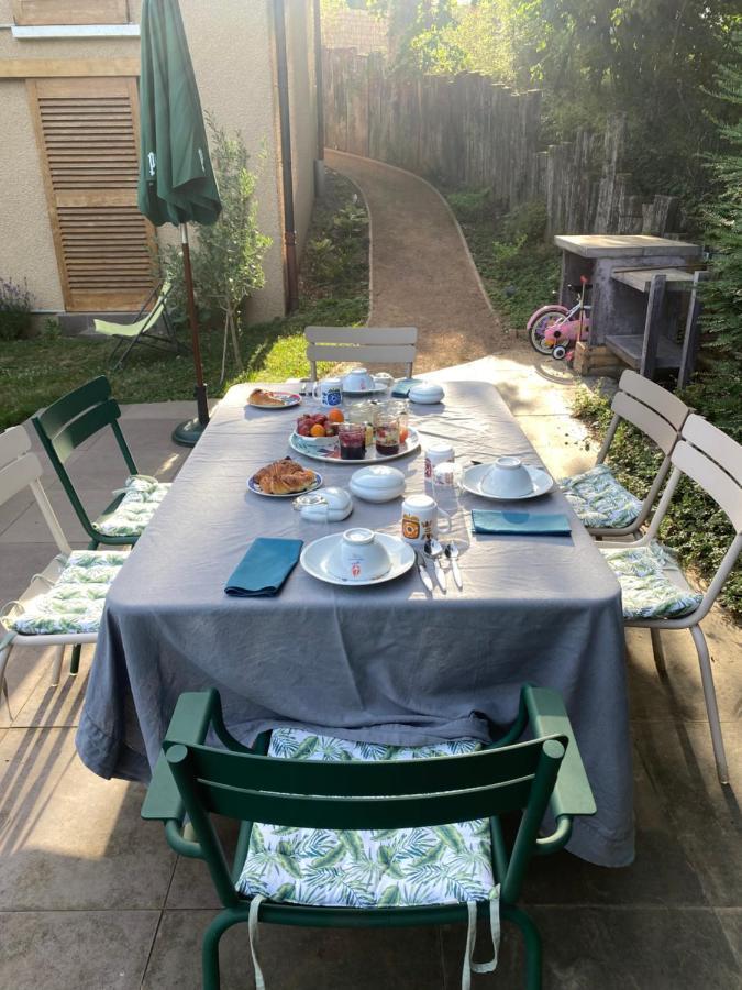 Les Cabanons Bed & Breakfast Dardilly Eksteriør bilde
